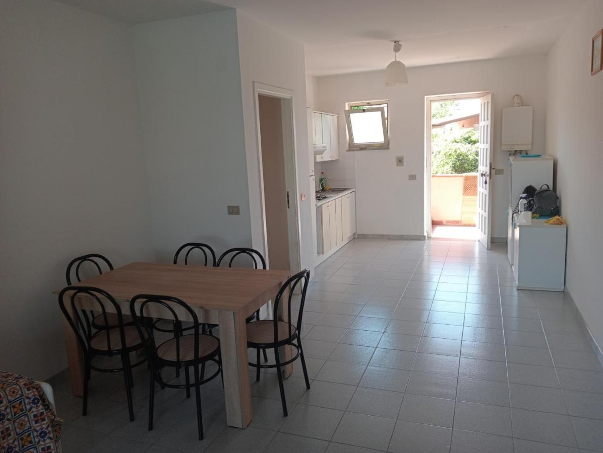Trilocale "Alicudi" In Portorosa Villa Furnari Exterior foto